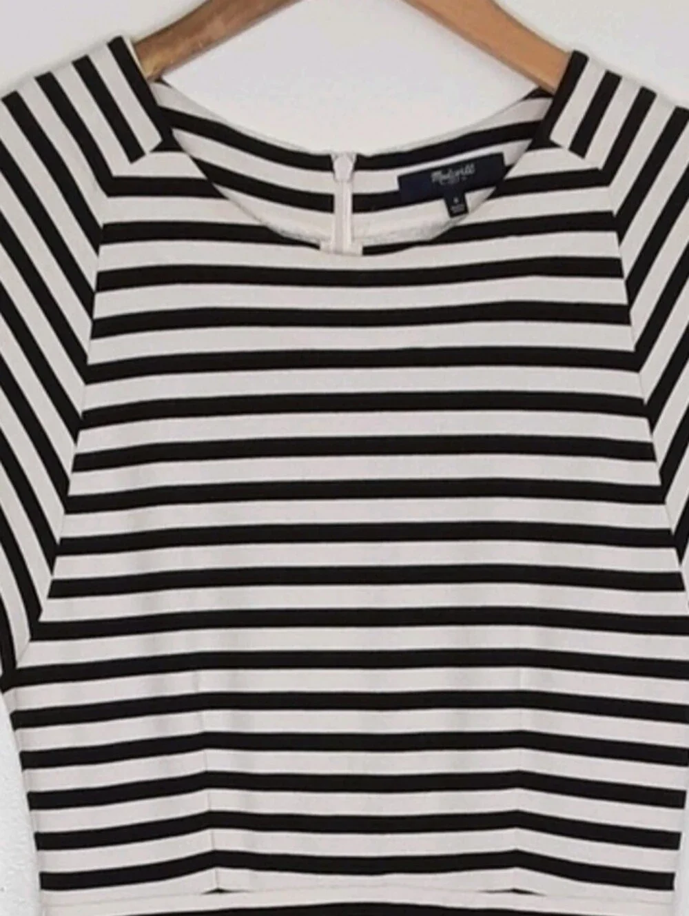 Madewell Stripe Dress Size 0 Black Off- White Knit Stretch Short Sleeve